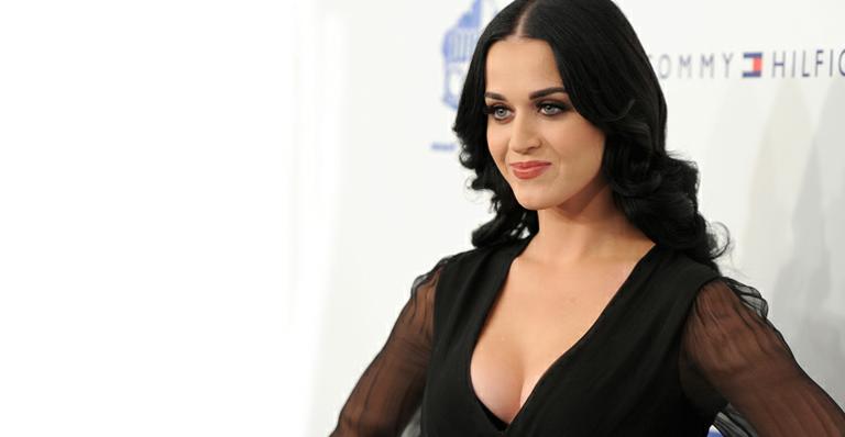 Katy Perry é eleita a mulher mais ‘gostosa’ de 2013