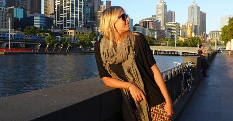Maria Sharapova dá dica de moda na internet