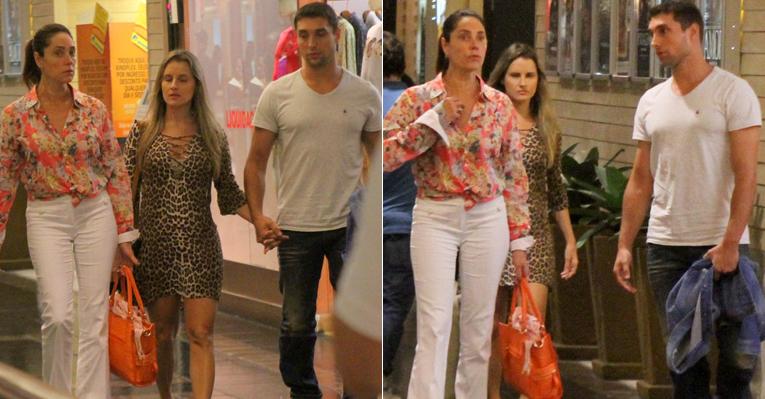 Na companhia do filho e da nora, Christiane Torloni circula por shopping carioca