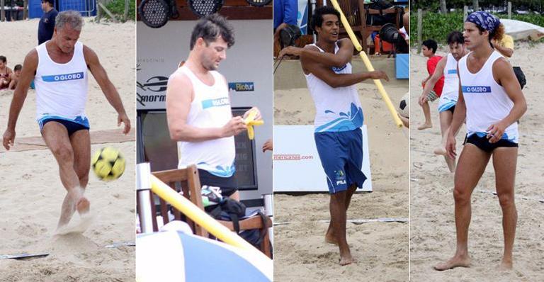 Galãs globais jogam futevôlei no Rio