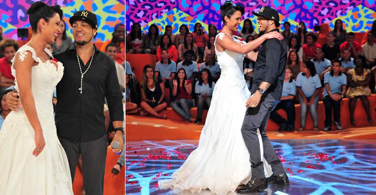 Belo e Gracyanne Barbosa renovam os votos de casamento no palco do ‘Esquenta!’