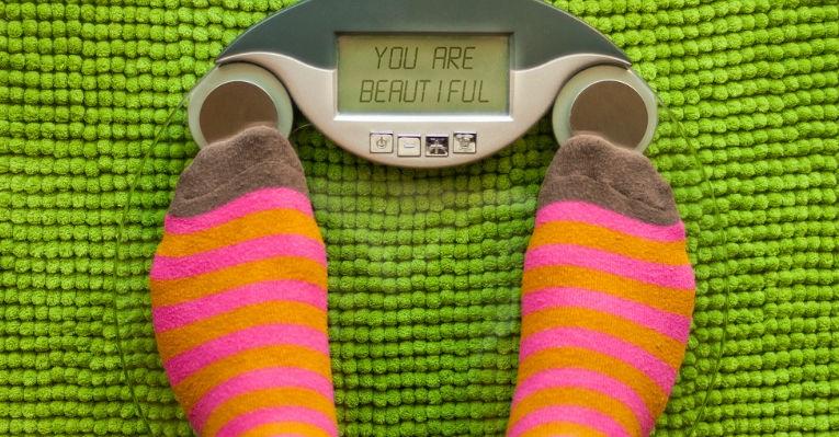 Saiba como perder peso com exercícios e truques de alimentação