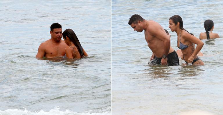 Ronaldo Nazário curte novo affaire, Paula Morais, na praia do Leblon