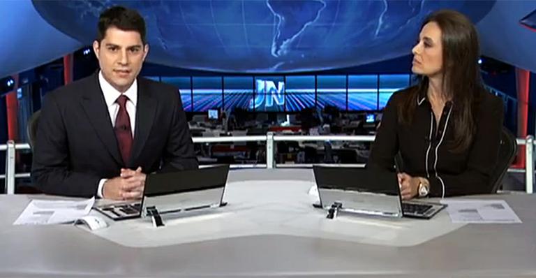 Evaristo Costa apresenta o ‘Jornal Nacional’ pela primeira vez