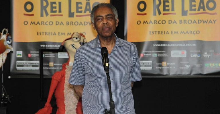 Gilberto Gil prestigia lançamento do musical ‘O Rei Leão’ em São Paulo