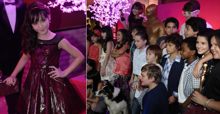 Cheia de estilo, Larissa Manoela comemora aniversário em São Paulo