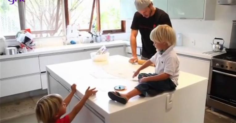 Rodrigo Hilbert ganha programa de culinária na TV