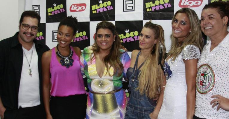 Em ritmo de carnaval, artistas curtem show de Preta Gil no Rio