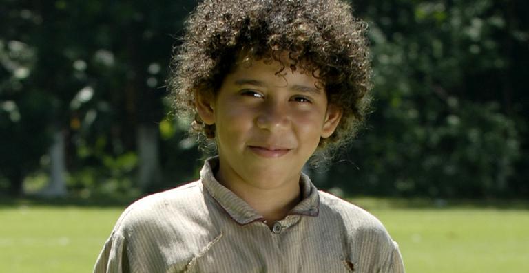 Filho ‘escondido’ de Camila Pitanga na novela não se imagina na situação