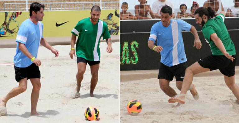 Famosos jogam futebol de praia no Rio de Janeiro