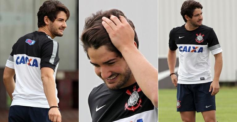 Alexandre Pato marca seu primeiro gol pelo Corinthians com apenas dois minutos em campo