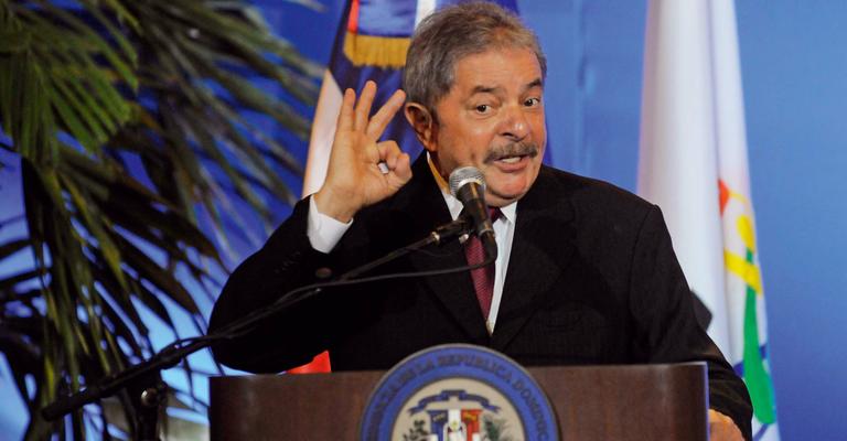 Lula mostra otimismo em relação à Copa do Mundo no Brasil