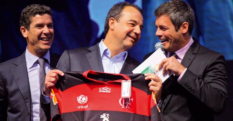 Luigi Baricelli comanda brincadeira com o governador Sérgio Cabral