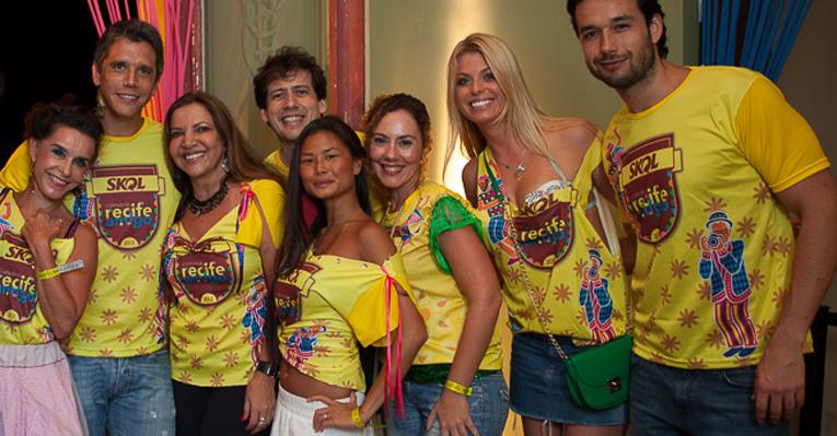 Caroline Bittencourt, Sérgio Marone e Márcio Garcia na abertura do carnaval do Recife