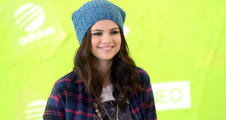 Após Justin Bieber, Selena Gomez quer namorar homem mais velho
