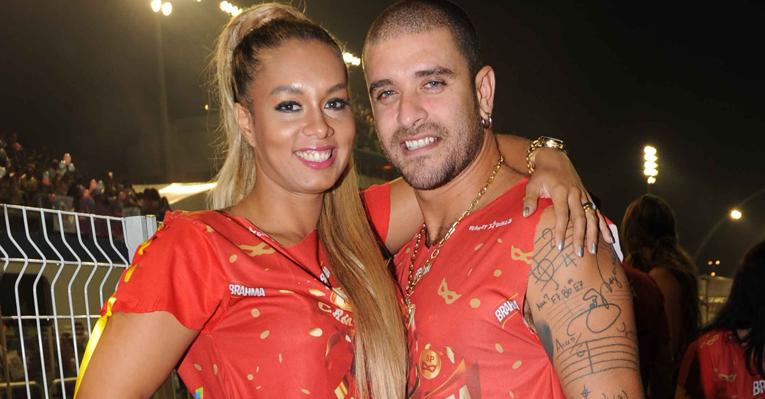 Diogo Nogueira supervisionou homenagem ao pai feita pela Águia de Ouro