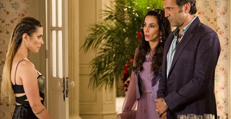 O reencontro de Bianca e Zyah na novela ‘Salve Jorge’