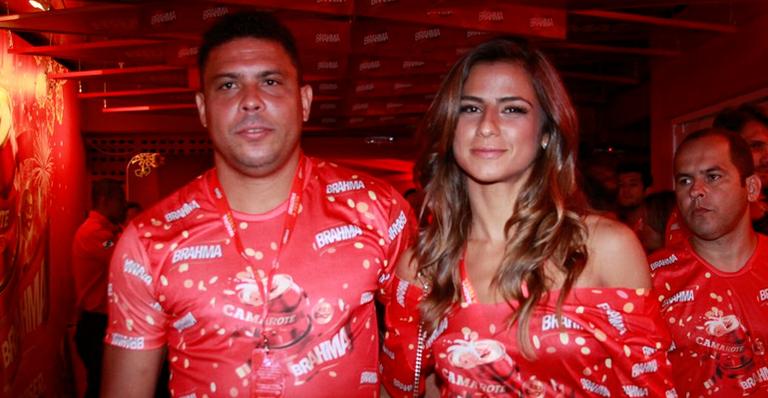 ‘Paula é minha rainha’, diz Ronaldo sobre a namorada no Rio