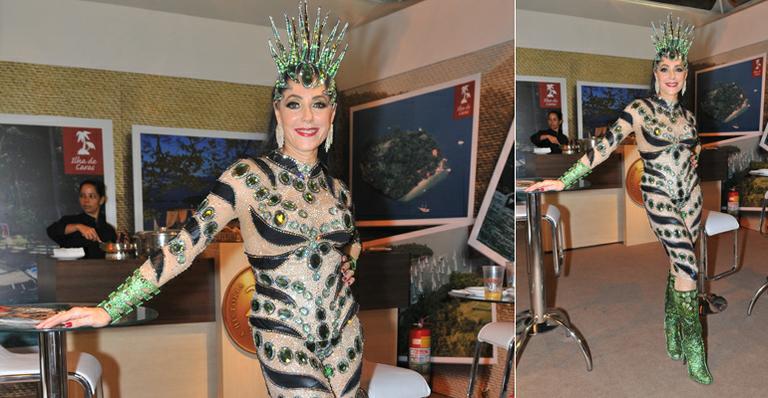 Christiane Torloni comemora sucesso de desfile no Camarote CARAS