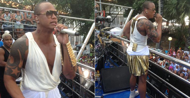Léo Santana se veste de Deusa do Amor em bloco de Salvador