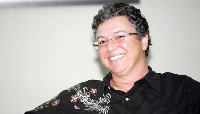 Boninho fala sobre eliminação rápida no BBB: Objetivo atingido. Guerra livre