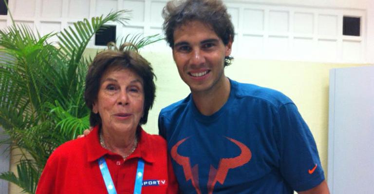 Rafael Nadal tieta Maria Esther Bueno em SP