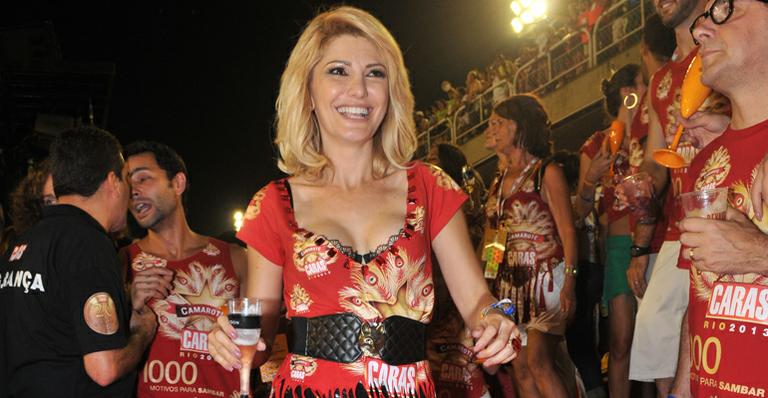 Antonia Fontenelle se emociona em primeiro carnaval sem Marcos Paulo