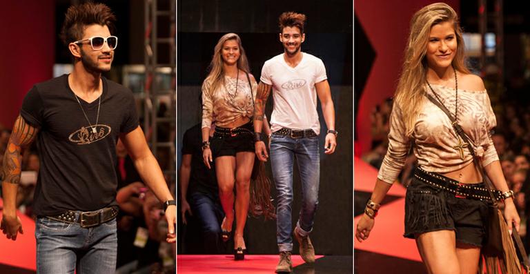 Gusttavo Lima desfila com a noiva, Andressa Suita, em São Paulo