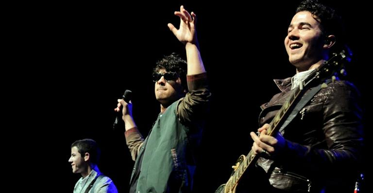 Jonas Brothers levam fãs ao delírio em São Paulo