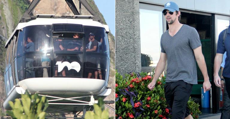 Michael Phelps se encanta com o Pão de Açúcar