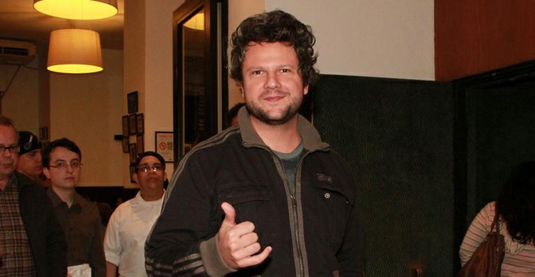 Selton Mello diz que era nerd e não pegava ninguém nos tempos de colégio