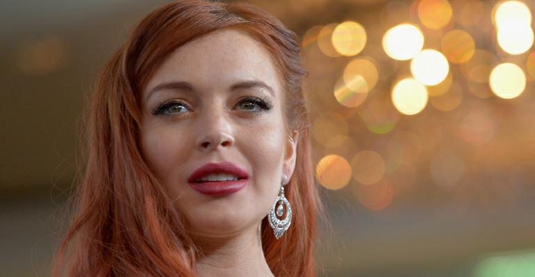 Lindsay Lohan passará Páscoa no Brasil
