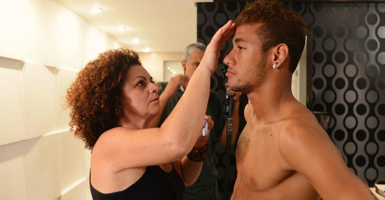 Craque Neymar é ator por um dia em ‘Amor à Vida’