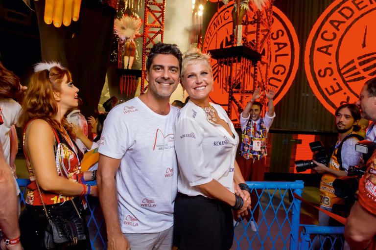 Os parabéns de Junno Andrade à namorada Xuxa