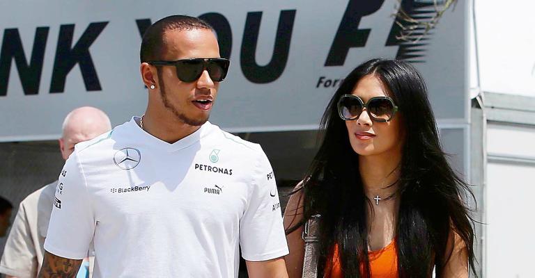 Lewis Hamilton e a sua fã Nicole