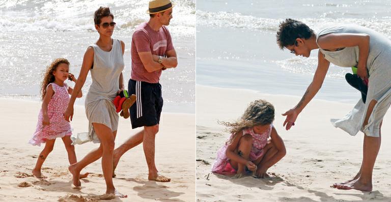 Tal mãe, tal filha! Halle Berry e Nahla fazem tatuagens temporárias