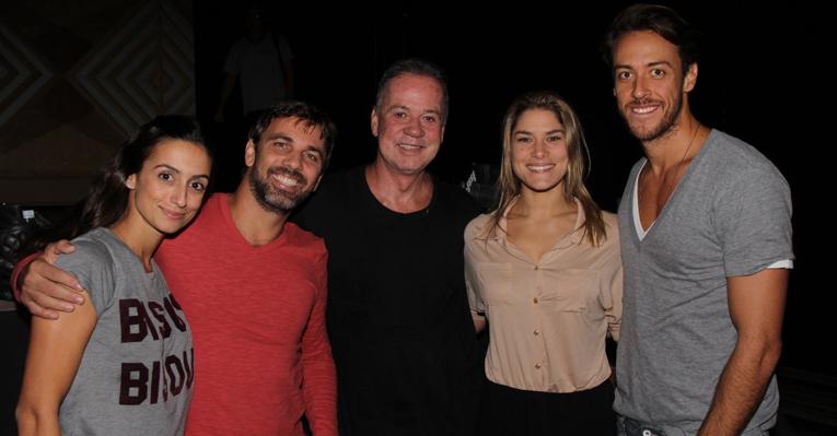 Marcelo Faria e Priscila Fantin conferem peça de Luiz Fernando Guimarães