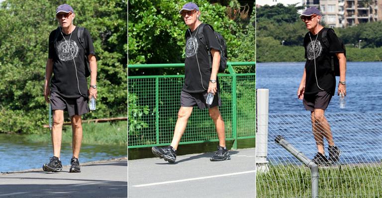 Ney Latorraca se exercita ao redor da Lagoa Rodrigo de Freitas