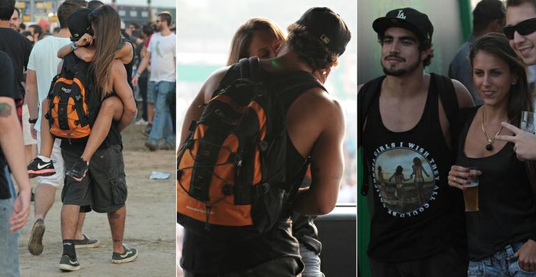Caio Castro beija morena no festival Lollapalooza