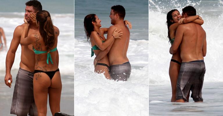 Ronaldo e Paula Morais namoram na praia