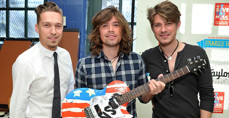 Banda Hanson anuncia novo single e turnê que virá ao Brasil em julho