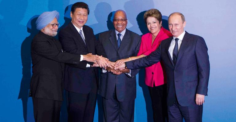 Dilma Rousseff: Firmeza com elegância