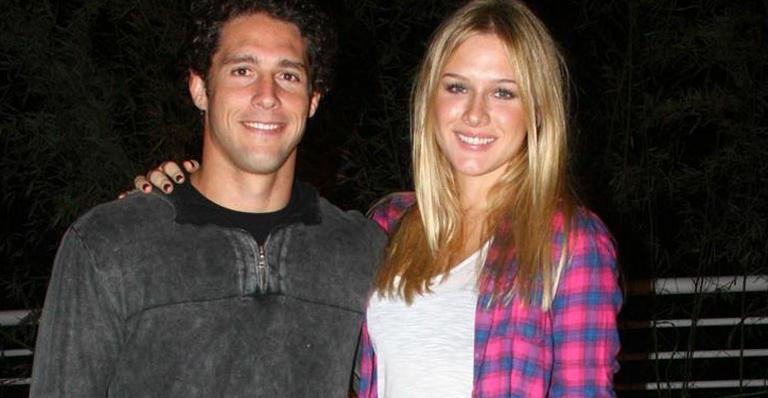 Flávio Canto e Fiorella Mattheis se casam em julho