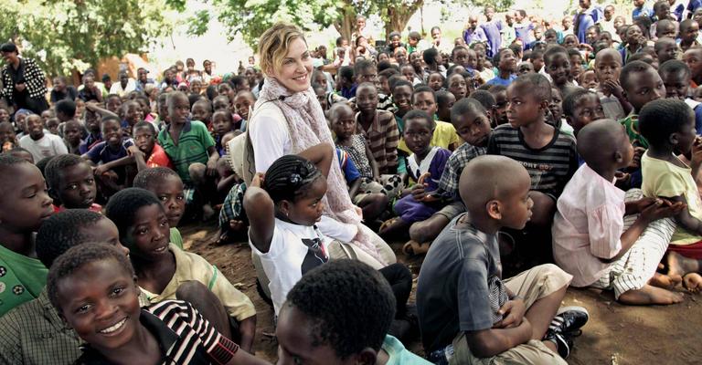 Madonna promove ação do bem na África