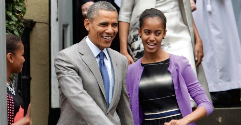 Barack Obama tem a companhia da primogênita em missa