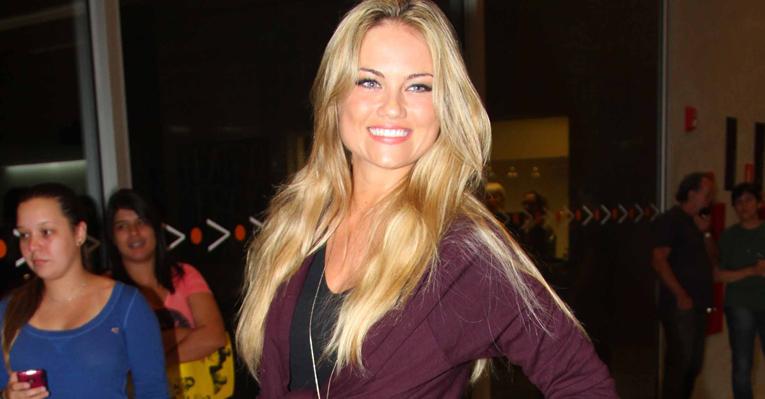 Ellen Rocche será mulher fruta em ‘Sangue Bom’, a próxima novela das 7