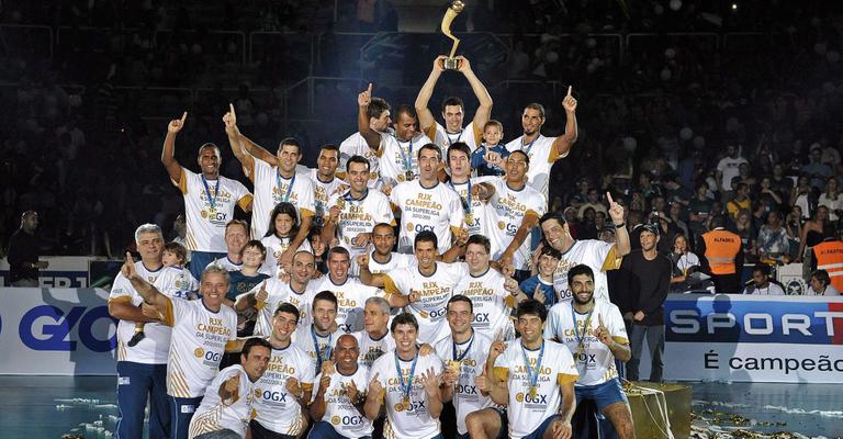 Bruninho commanda vitória do RJX na superliga de vôlei