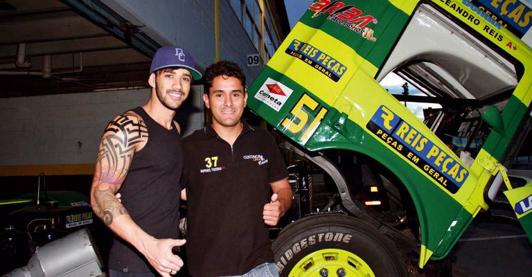 Gusttavo Lima investe no automobilismo nacional
