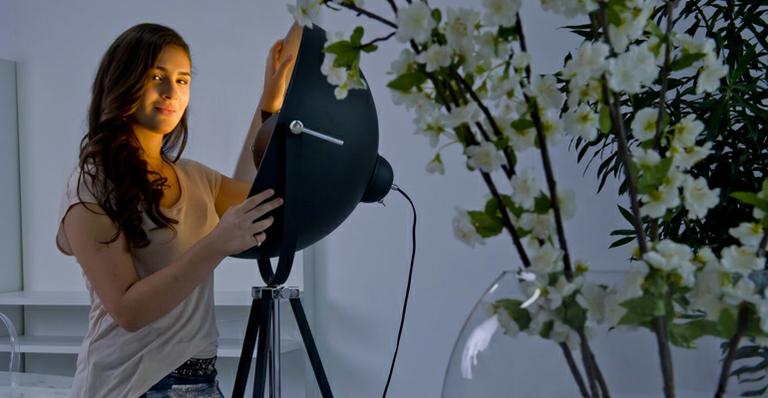Lívian Aragão dirige clipes e desenha seus próprios modelos de roupa