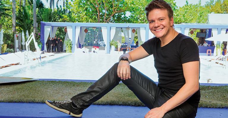 ‘Fiz o mundo inteiro cantar em português’, comemora Michel Teló